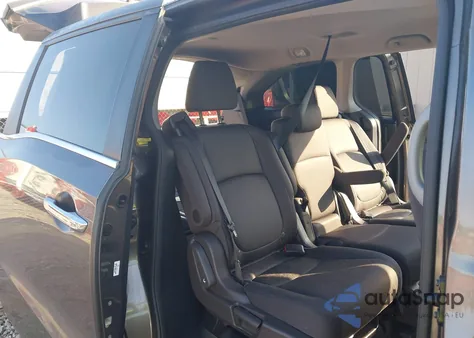 2019 Honda Odyssey Ex z USA, uszkodzony, nr VIN 5FNRL6H57KB093816